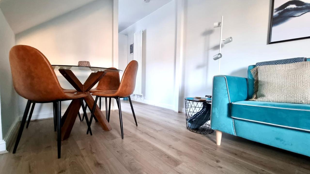 Quay House By Switchback Stays With Free Parking Cardiff Exterior photo
